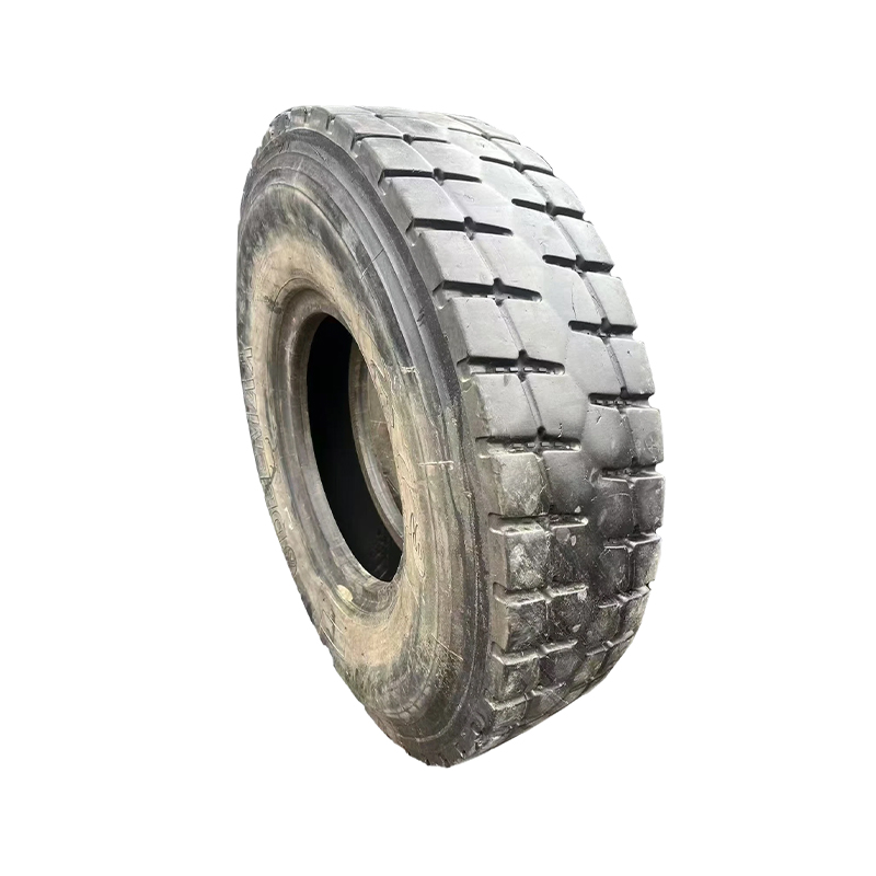 Retreaded Tire 1000R20